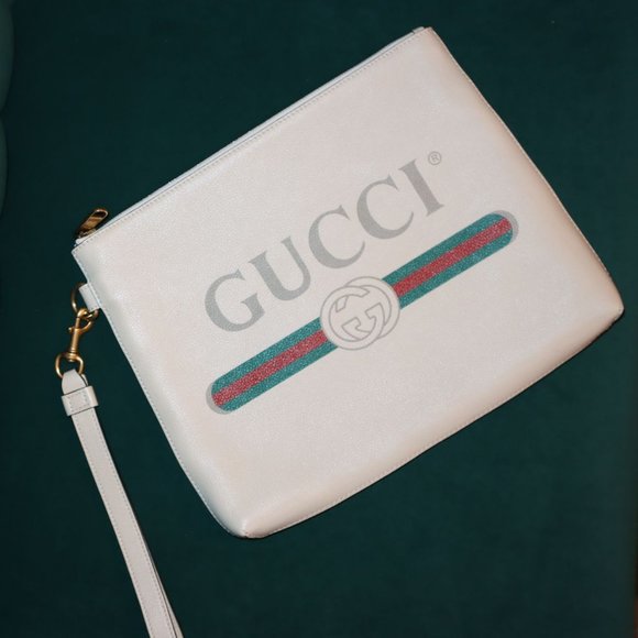 Gucci Handbags - White Gucci Sherry line leather pouch